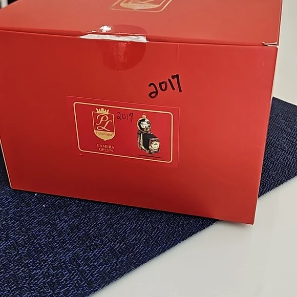 Polonaise Vintage Camera Ornament - Picture 4 of 4